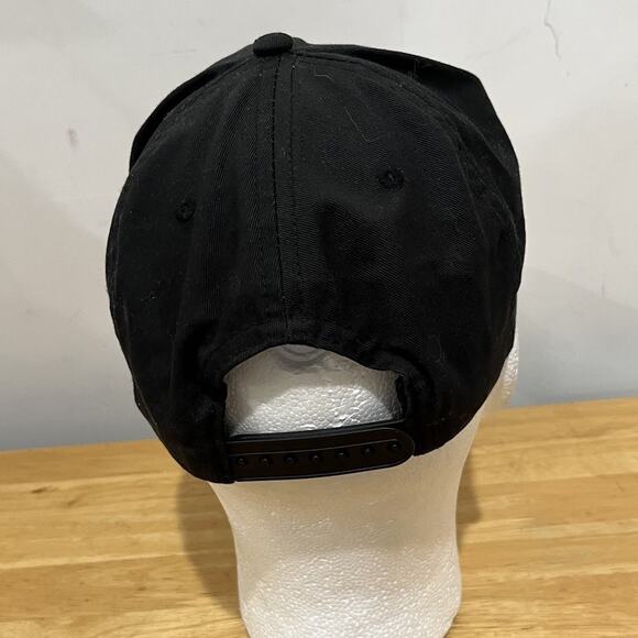 Taco Bell - Family Is Everything x It’s A Living Collab Uniform Black Hat Cap - Picture 4 of 5